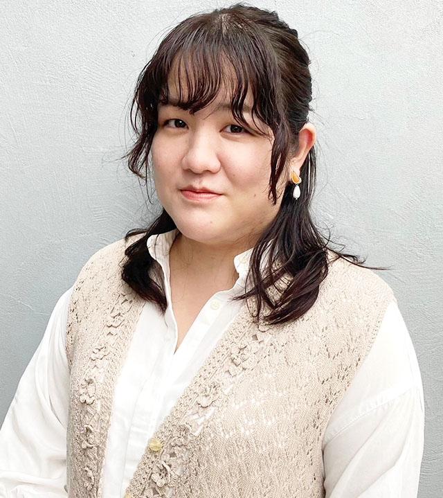 上谷 綾子